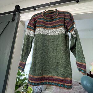 Peruvian Alpaca Wool Crew Neck Sweater Size Medium in Green
